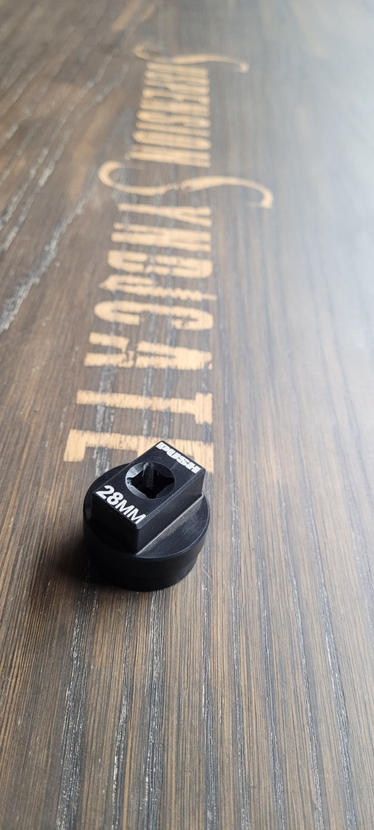 PUSH 28 Socket