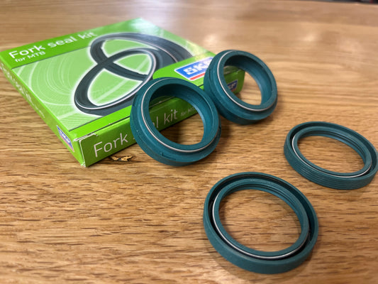 SKF Dust Wiper Seals 35mm MTB35PRES