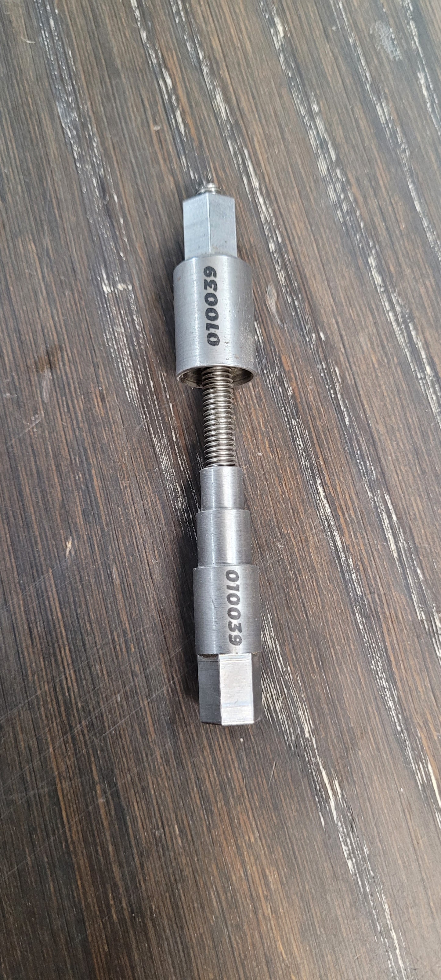Shock Hardware Removal Tool